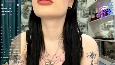 Kiki online show from 04/29/26, 05:30