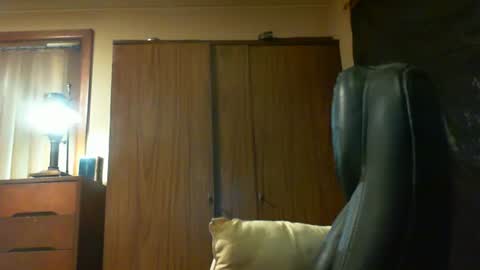 Snapshot of leathergreaser chatting on 12/26/24, 07:27 leathergreaser online show from 12/26/24, 07:27