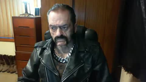 Snapshot of leathergreaser chatting on 01/16/25, 07:20 leathergreaser online show from 01/16/25, 07:20
