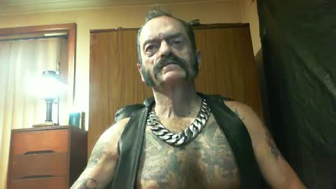 Snapshot of leathergreaser chatting on 01/31/25, 07:08 leathergreaser online show from 01/31/25, 07:08