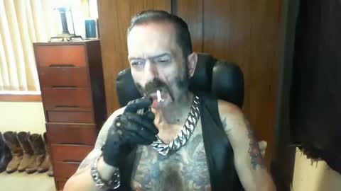 Snapshot of leathergreaser chatting on 02/13/25, 10:33 leathergreaser online show from 02/13/25, 10:33