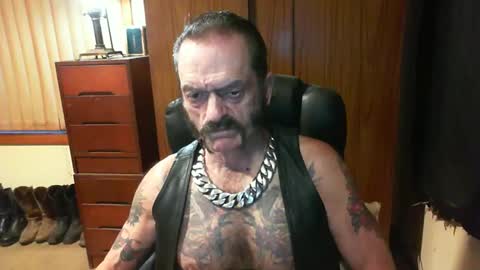 Snapshot of leathergreaser chatting on 03/09/25, 07:48 leathergreaser online show from 03/09/25, 07:48