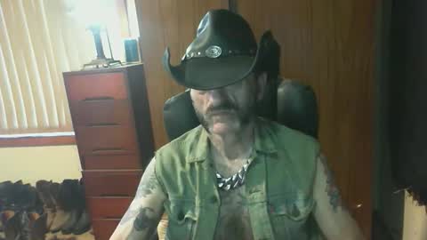 leathergreaser online show from 03/05/26, 09:11