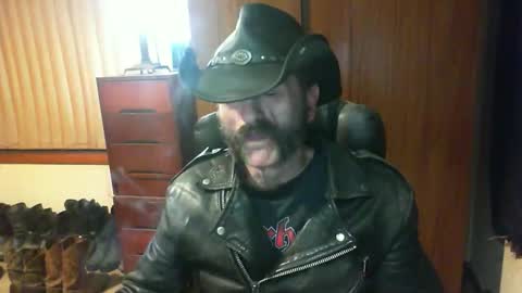 leathergreaser online show from 05/31/26, 06:31