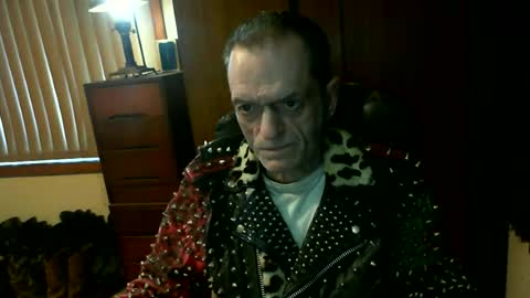 Snapshot of leathergreaser chatting on 06/22/26, 09:45 leathergreaser online show from 06/22/26, 09:45