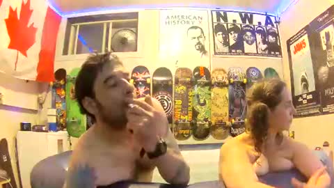 Snapshot of leatherluvefuck chatting on 12/01/25, 04:39 kinky dirty fuck online show from 12/01/25, 04:39