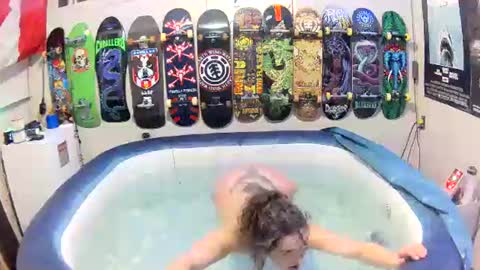 Snapshot of leatherluvefuck chatting on 12/05/25, 02:20 kinky dirty fuck online show from 12/05/25, 02:20