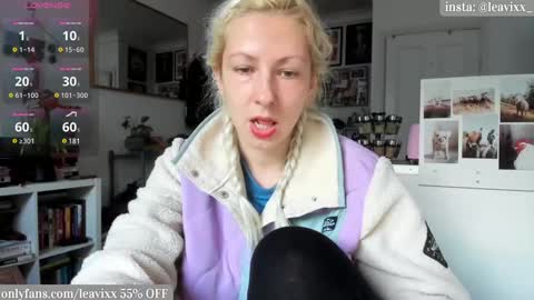 LeaVixx online show from 03/11/25, 05:13