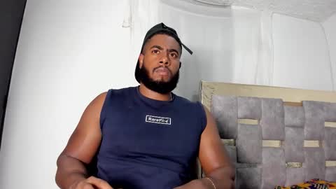 Snapshot of lebron_millionss chatting on 11/26/25, 01:06 lebron millionss online show from 11/26/25, 01:06