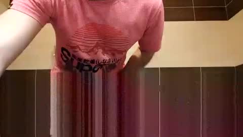 Snapshot of lebrun1985 chatting on 10/30/25, 07:36 lebrun1985 online show from 10/30/25, 07:36