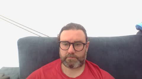 Snapshot of lecheare28 chatting on 01/08/25, 12:26 lecheare28 online show from 01/08/25, 12:26