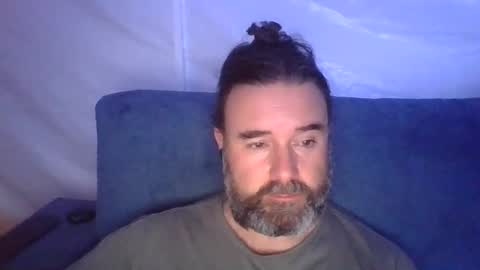 Snapshot of lecheare28 chatting on 02/24/25, 07:41 lecheare28 online show from 02/24/25, 07:41