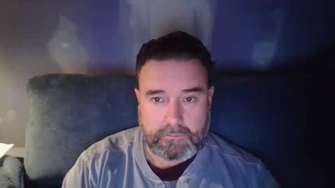 Snapshot of lecheare28 chatting on 02/12/26, 04:57 lecheare28 online show from 02/12/26, 04:57