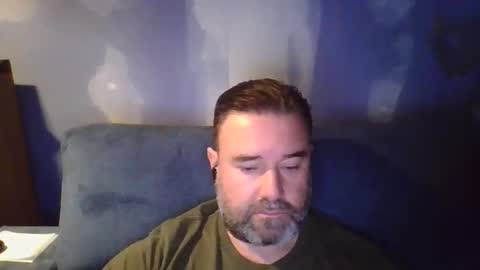 Snapshot of lecheare28 chatting on 04/29/26, 10:08 lecheare28 online show from 04/29/26, 10:08