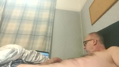 lechertachatte4444 online show from 01/08/25, 12:28