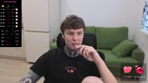 Snapshot of lechery_boy chatting on 05/27/26, 03:31 Lechery boy online show from 05/27/26, 03:31