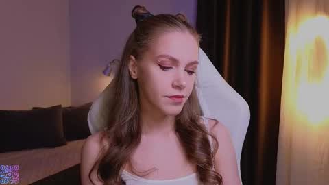 lecsika online show from 11/25/25, 01:55