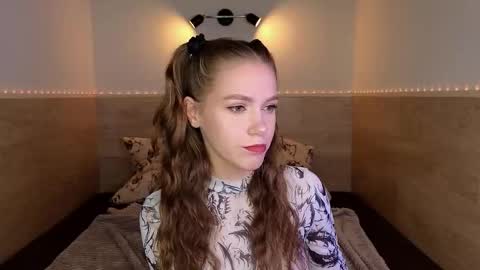 lecsika online show from 11/29/25, 04:32