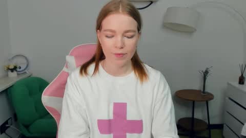 Lilly online show from 12/05/25, 08:16