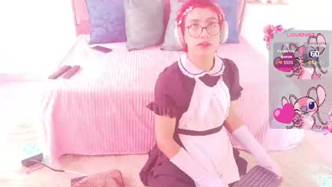Snapshot of lee_roses chatting on 06/15/26, 01:24 leeh online show from 06/15/26, 01:24
