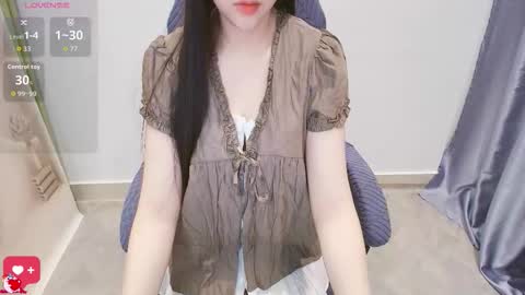 Snapshot of lee_smile chatting on 03/02/26, 11:17 Lee online show from 03/02/26, 11:17