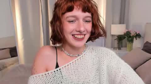 Snapshot of leelooyolo chatting on 10/14/25, 03:46 leelooyolo online show from 10/14/25, 03:46