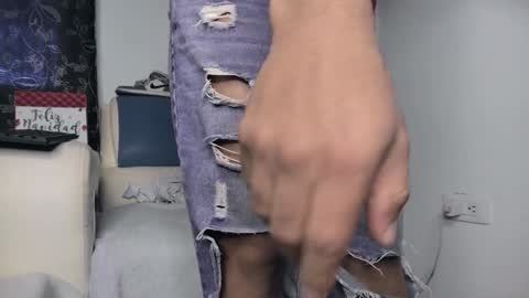 leenar_key online show from 01/31/25, 05:21