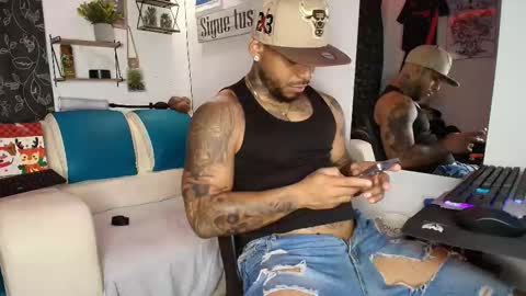 leenar_key online show from 09/27/25, 02:05