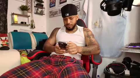 leenar_key online show from 11/15/25, 12:56