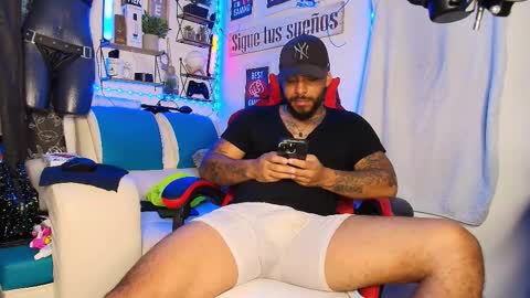 Snapshot of leenar_key chatting on 03/21/26, 04:43 leenar_key online show from 03/21/26, 04:43