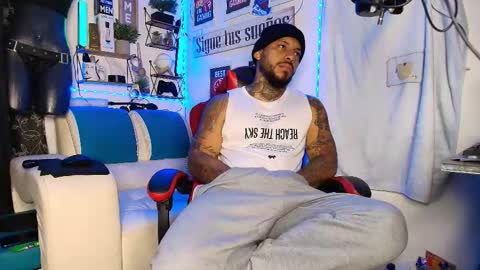 Snapshot of leenar_key chatting on 03/27/26, 01:33 leenar_key online show from 03/27/26, 01:33