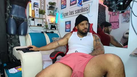 Snapshot of leenar_key chatting on 04/08/26, 10:48 leenar_key online show from 04/08/26, 10:48