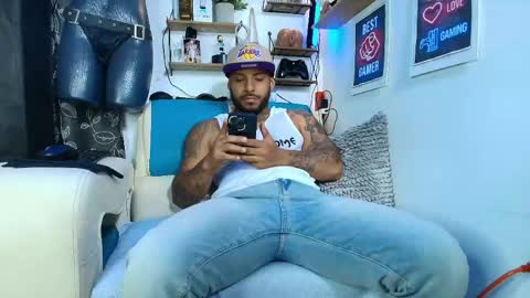 Snapshot of leenar_key chatting on 06/10/26, 01:17 leenar_key online show from 06/10/26, 01:17