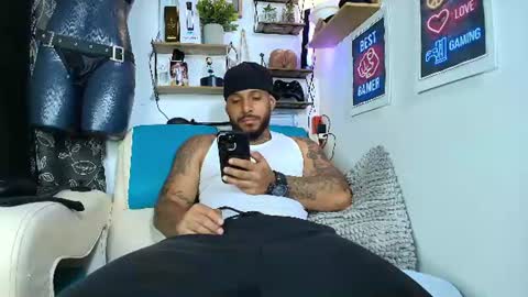 Snapshot of leenar_key chatting on 06/13/26, 07:01 leenar_key online show from 06/13/26, 07:01