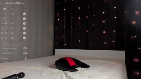 Emily  pvt open ONLY WITH EXTRA TIPS online show from 12/04/24, 03:04