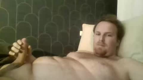 Snapshot of leeuwarder12 chatting on 01/09/26, 03:37 leeuwarder12 online show from 01/09/26, 03:37