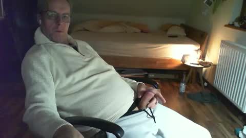 Dave online show from 02/21/25, 11:54