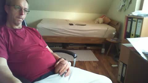 Dave online show from 03/06/25, 03:24