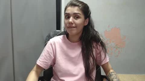 Snapshot of legenda_liya chatting on 12/03/25, 07:23 Liya online show from 12/03/25, 07:23