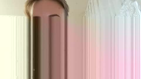 Snapshot of leggywily25 chatting on 12/04/24, 10:35 leggywily25 online show from 12/04/24, 10:35