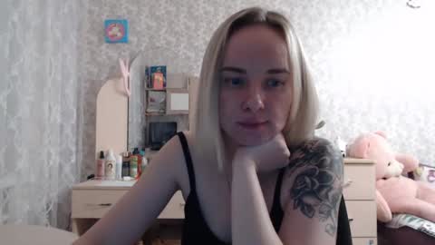 Snapshot of leggywily25 chatting on 03/12/25, 06:33 leggywily25 online show from 03/12/25, 06:33