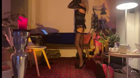 legsylegsinton online show from 11/22/25, 12:20