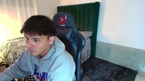  Lei  online show from 01/07/26, 04:37