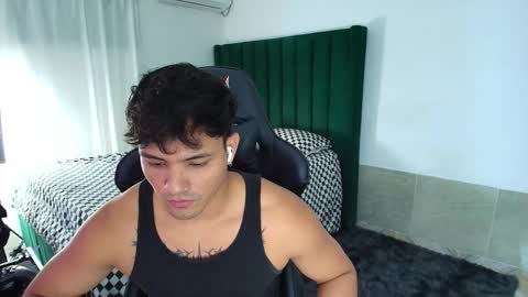  Lei  online show from 02/12/26, 06:08