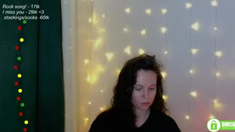hey Im Leia and I love rock  online show from 05/08/26, 07:08
