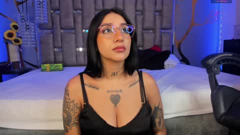 Leia online show from 01/05/25, 03:00