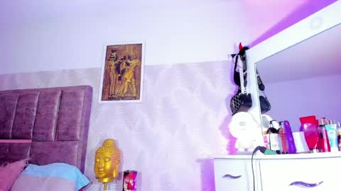 Snapshot of leidy_lara chatting on 04/24/26, 04:59 leidy_lara online show from 04/24/26, 04:59