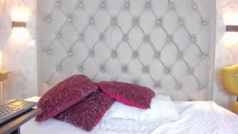 LEIGH ANGELS online show from 02/21/25, 09:43