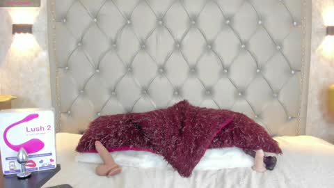 LEIGH ANGELS online show from 03/06/25, 01:05