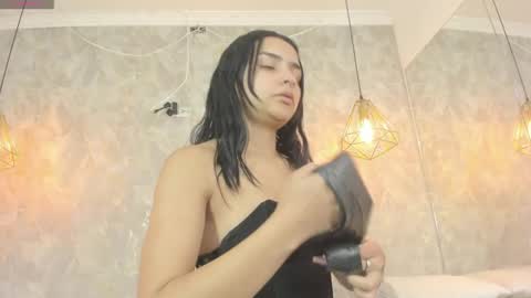LEIGH ANGELS online show from 05/04/26, 09:11